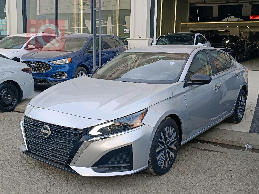 نیسان ئەلتیما